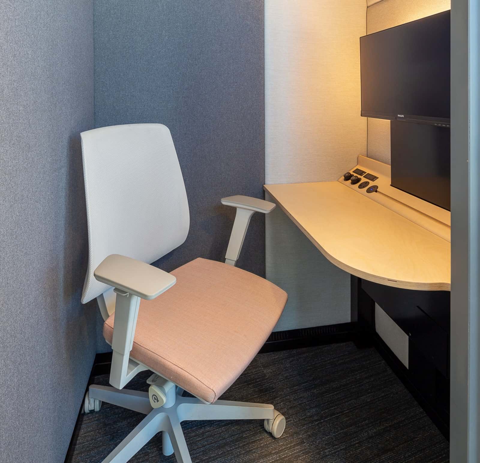 residence-connect-work-booth_15