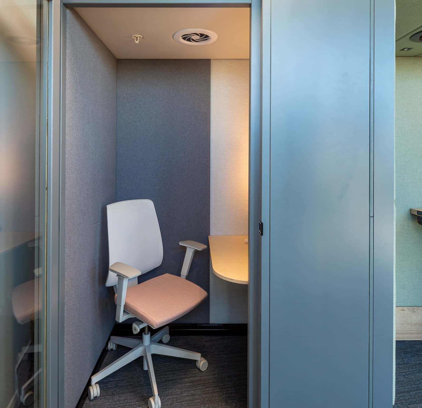 residence-connect-work-booth_16