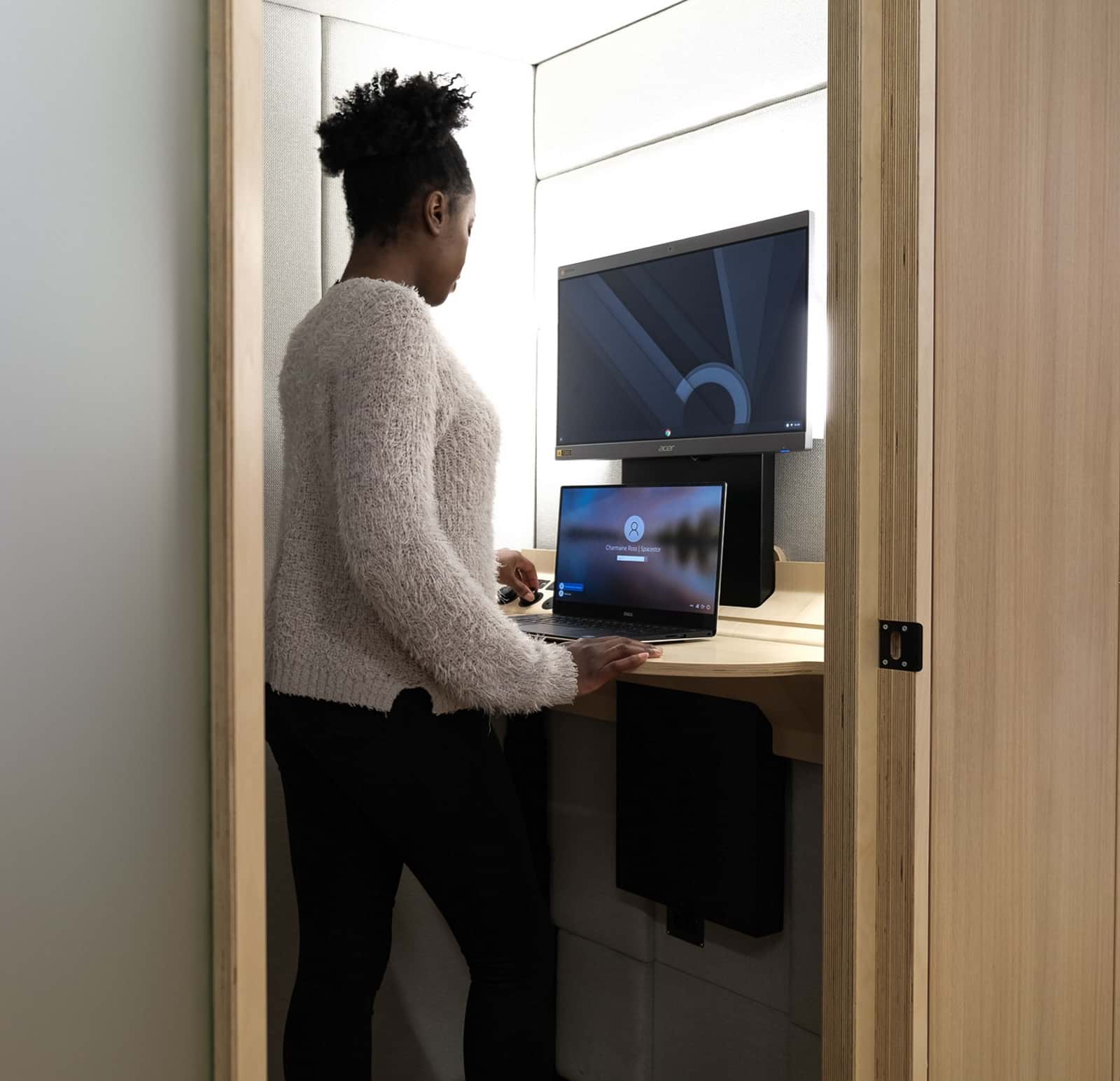 residence-connect-work-booth_19