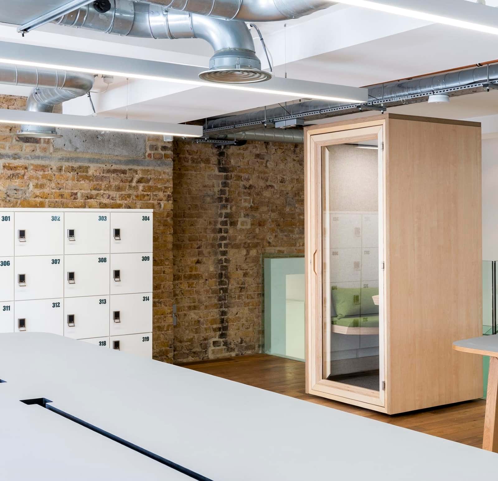 residence-phone-booth_17