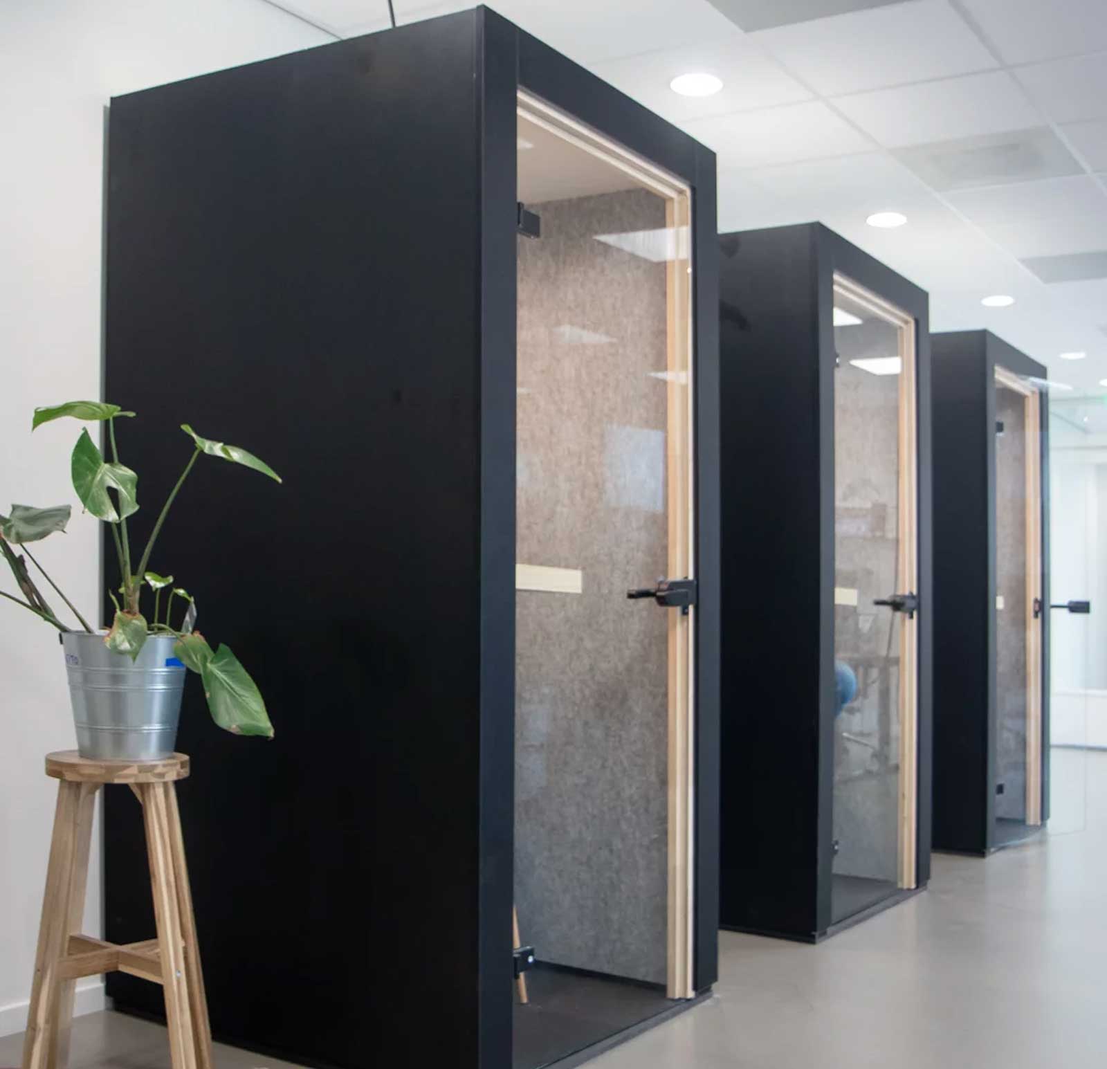 Call-1-3 Probox Mini Meeting Booth